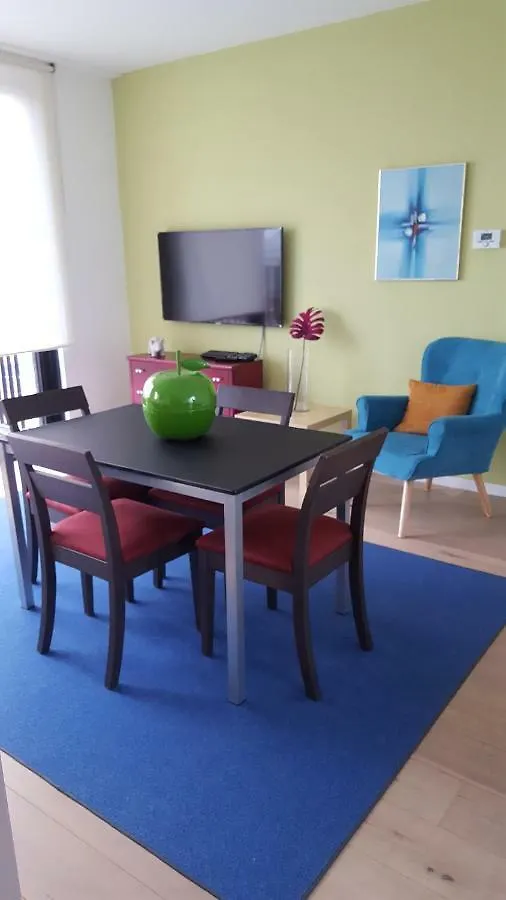 Apartament A Place To Be Happy And Free Hotel Antwerpia